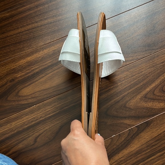 Trendy H-design sandals - Picture 3 of 6